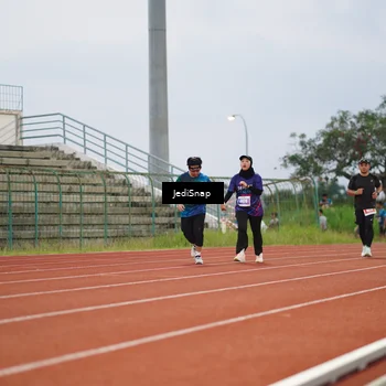 Runner Photo 4533750
