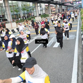 Runner Photo 4533761