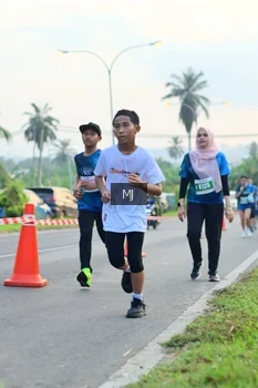 Runner Photo 4533783