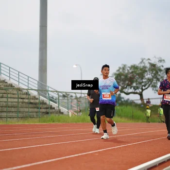 Runner Photo 4533816