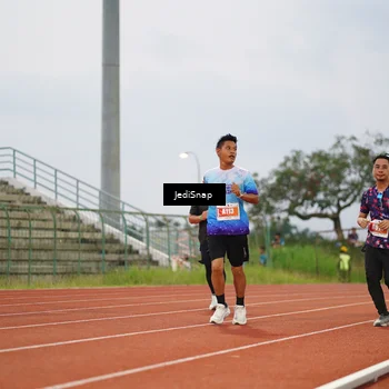 Runner Photo 4533843