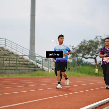 Runner Photo 4533855