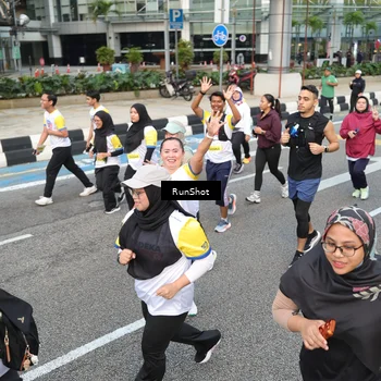 Runner Photo 4534020