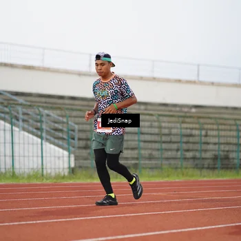 Runner Photo 4534058