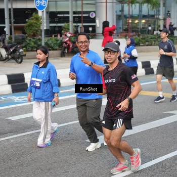 Runner Photo 4534093
