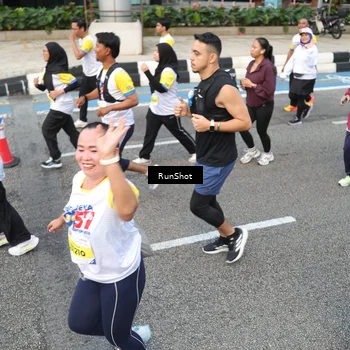 Runner Photo 4534110