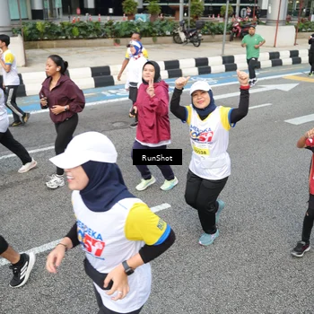 Runner Photo 4534165