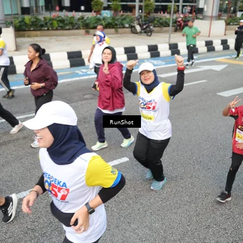 Runner Photo 4534190