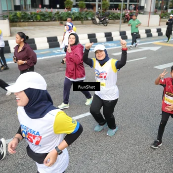 Runner Photo 4534209