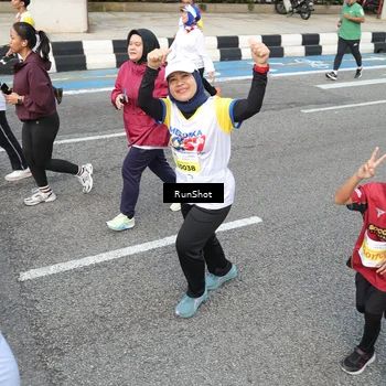 Runner Photo 4534218