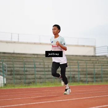 Runner Photo 4534259