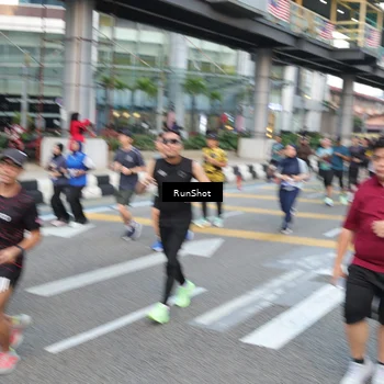 Runner Photo 4534293
