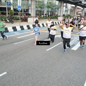 Runner Photo 4534314