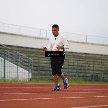 Runner Photo 4534350