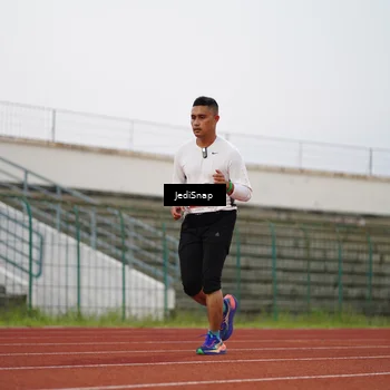 Runner Photo 4534359