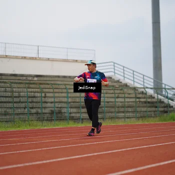 Runner Photo 4534369