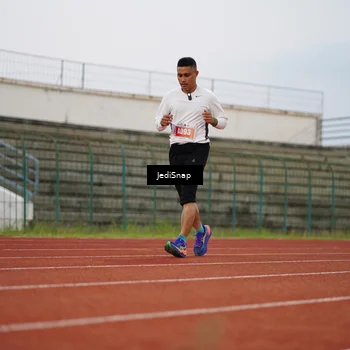 Runner Photo 4534381