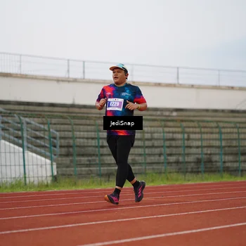 Runner Photo 4534399