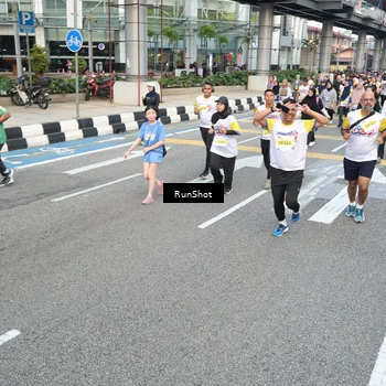 Runner Photo 4534408