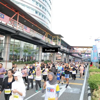 Runner Photo 4534421