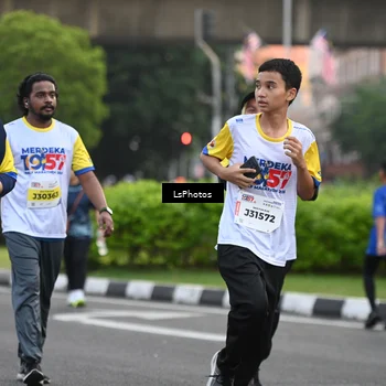 Runner Photo 4534459