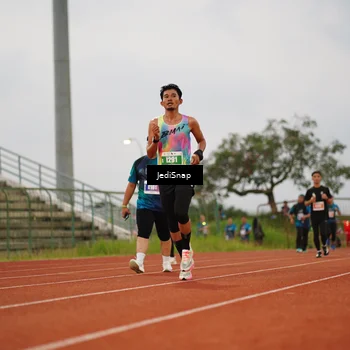 Runner Photo 4534471