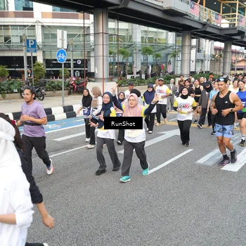 Runner Photo 4534511