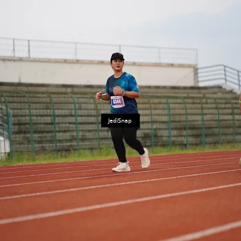 Runner Photo 4534514