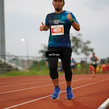 Runner Photo 4534565