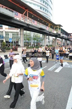 Runner Photo 4534573