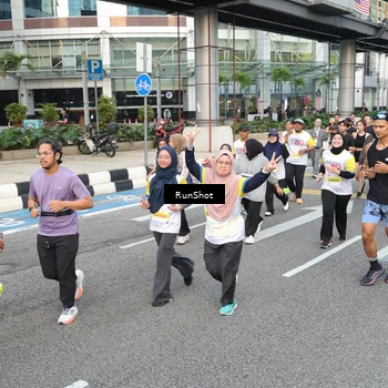 Runner Photo 4534598