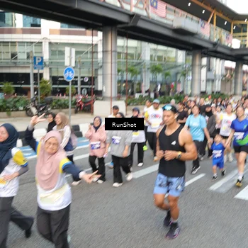 Runner Photo 4534672