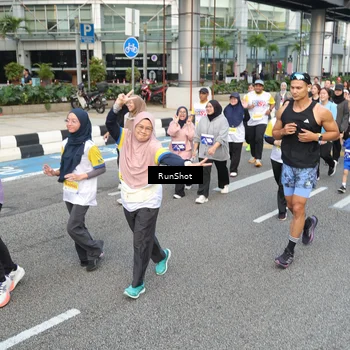 Runner Photo 4534677