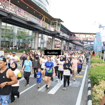 Runner Photo 4534690