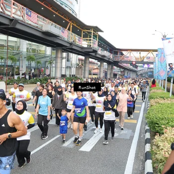 Runner Photo 4534744