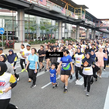 Runner Photo 4534774