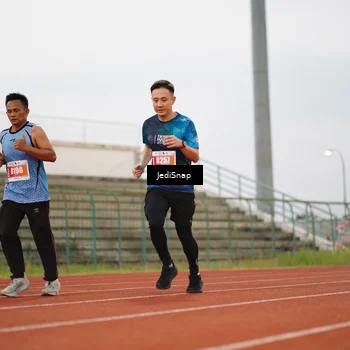 Runner Photo 4534800