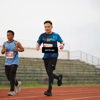 Runner Photo 4534807