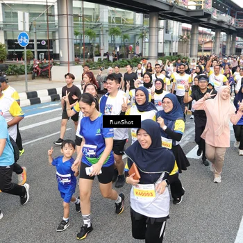 Runner Photo 4534869