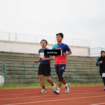 Runner Photo 4534873
