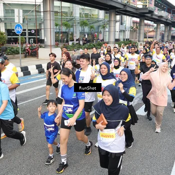 Runner Photo 4534894