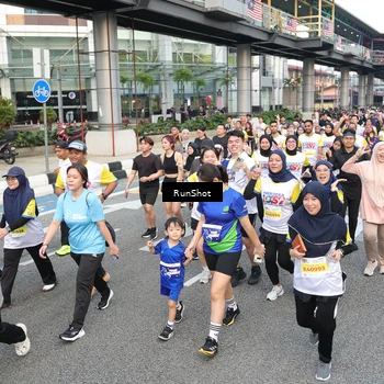Runner Photo 4534900