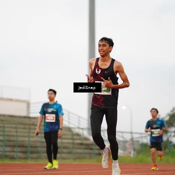 Runner Photo 4534937