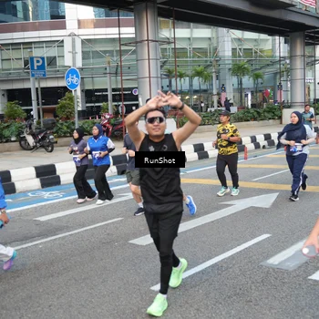 Runner Photo 4535016