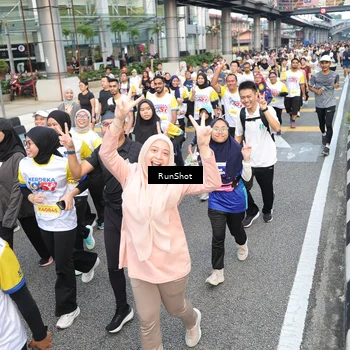 Runner Photo 4535069