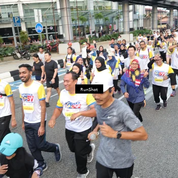 Runner Photo 4535129