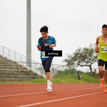 Runner Photo 4535145