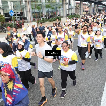 Runner Photo 4535222