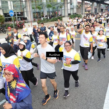 Runner Photo 4535231