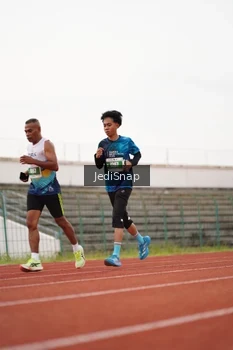 Runner Photo 4535253